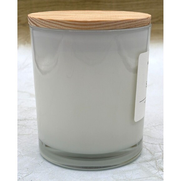 Mullen Design Co All Natural Coconut Wax Candle Spring Scent Double Wick New! - Picture 4 of 11